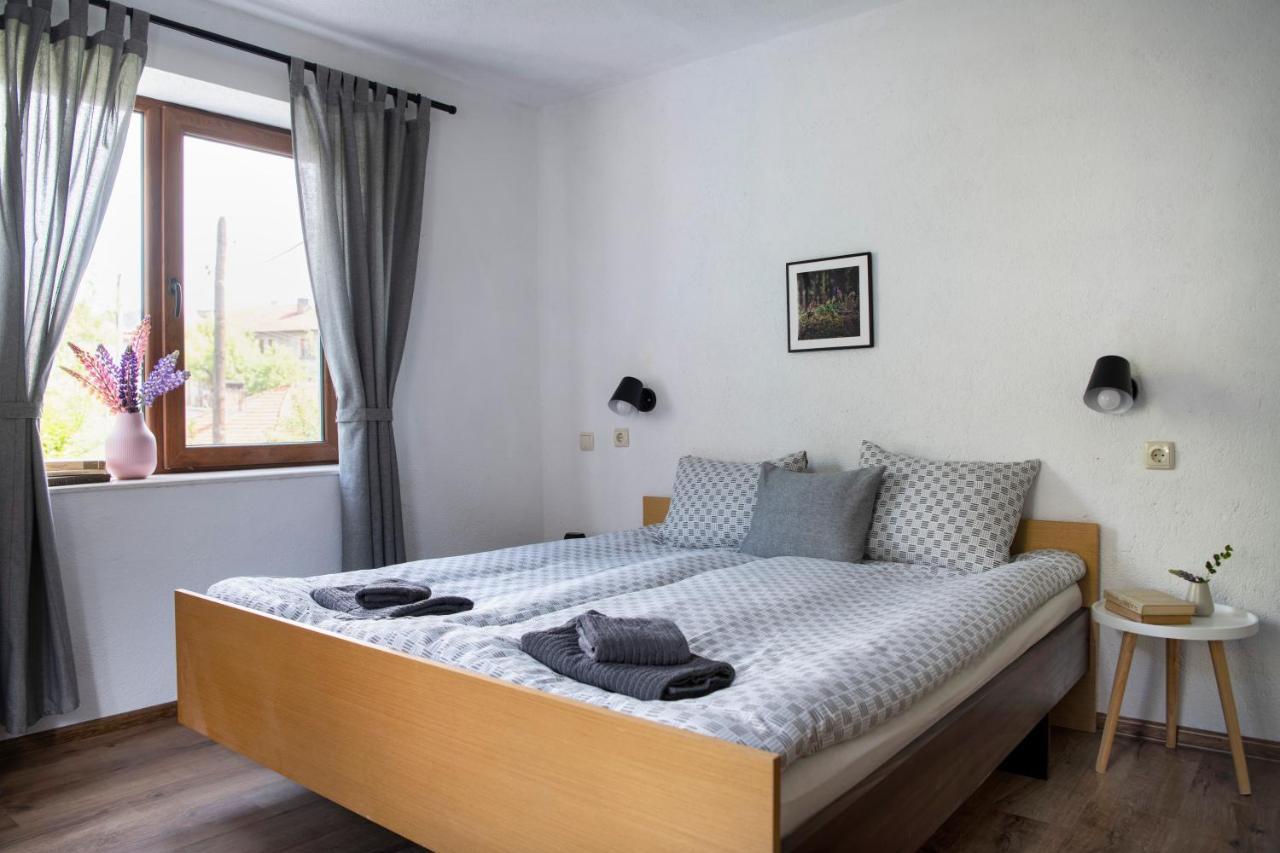 Къща До Гората Триград Villa Bagian luar foto